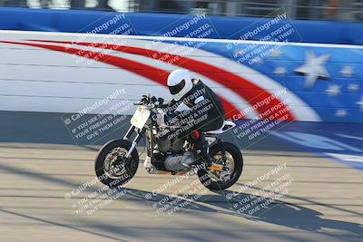 media/Jan-21-2022-Fastrack Riders (Fri) [[90b5309cc6]]/Level 2/Session 1 Front Straight/